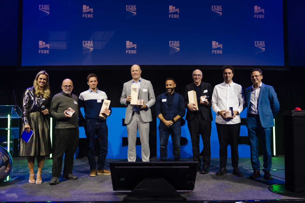 444a3827leylahesna Febe